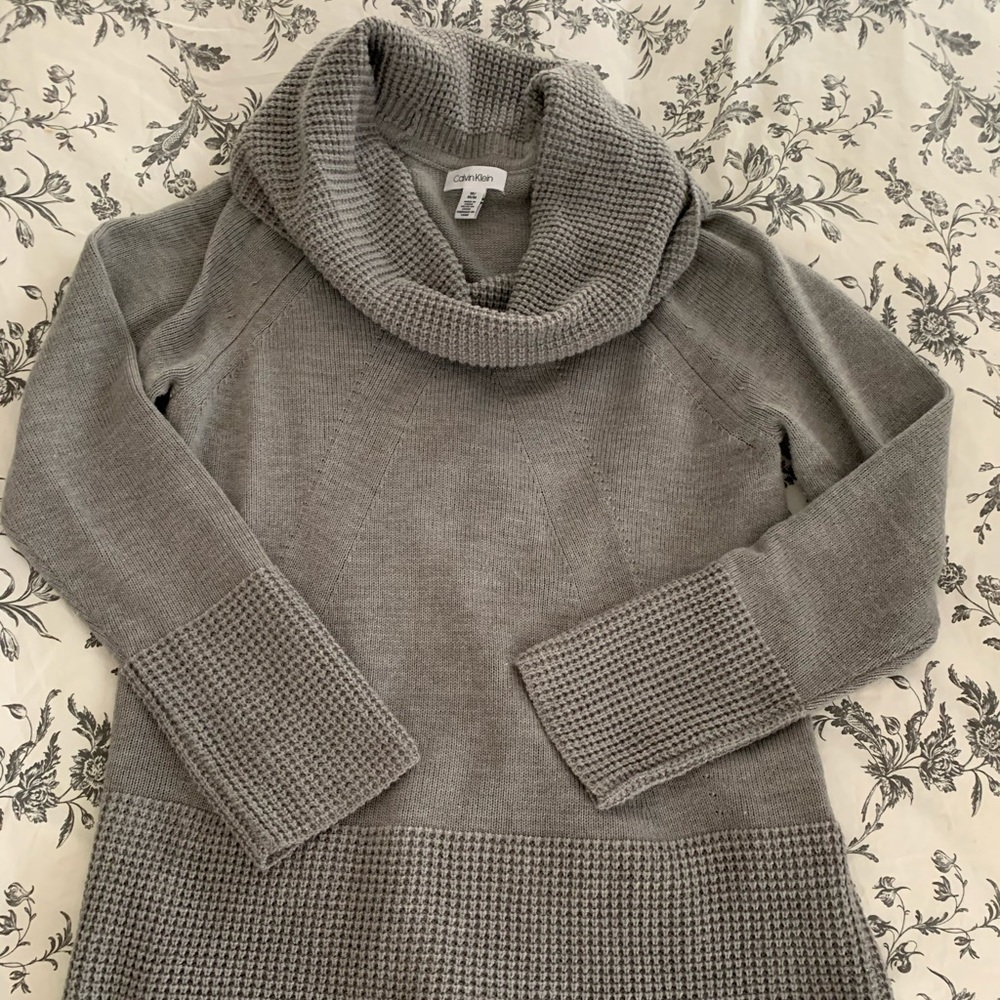 Calvin Klein Sweater
